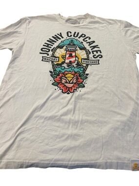 Johnny Cupcakes Martha’s Vineyard xl